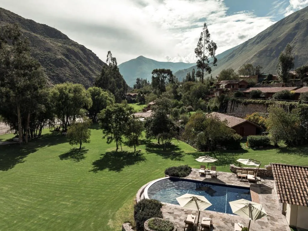 Paisaje y alojamiento en el Valle Sagrado de Perú